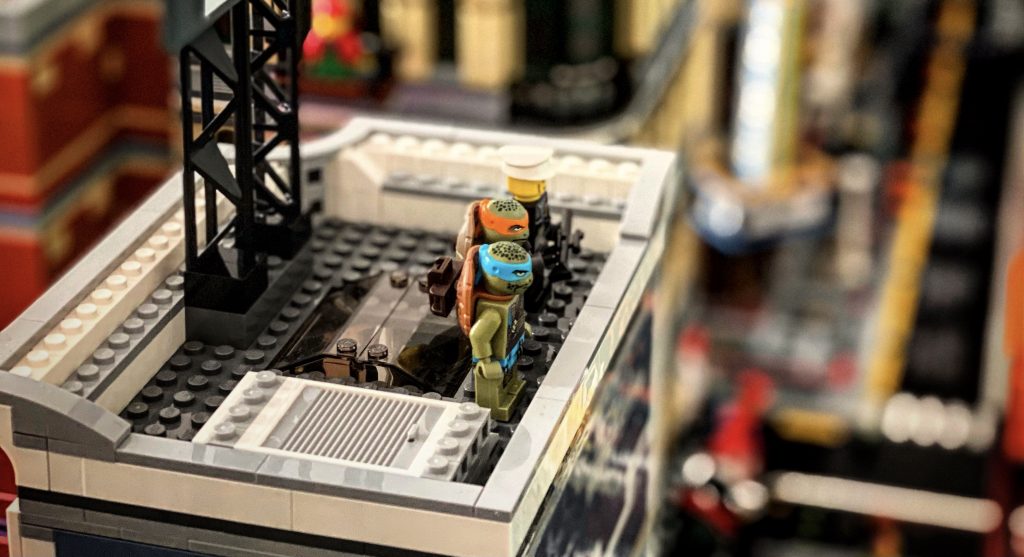 MonoTown Threatened By The Factr Faction