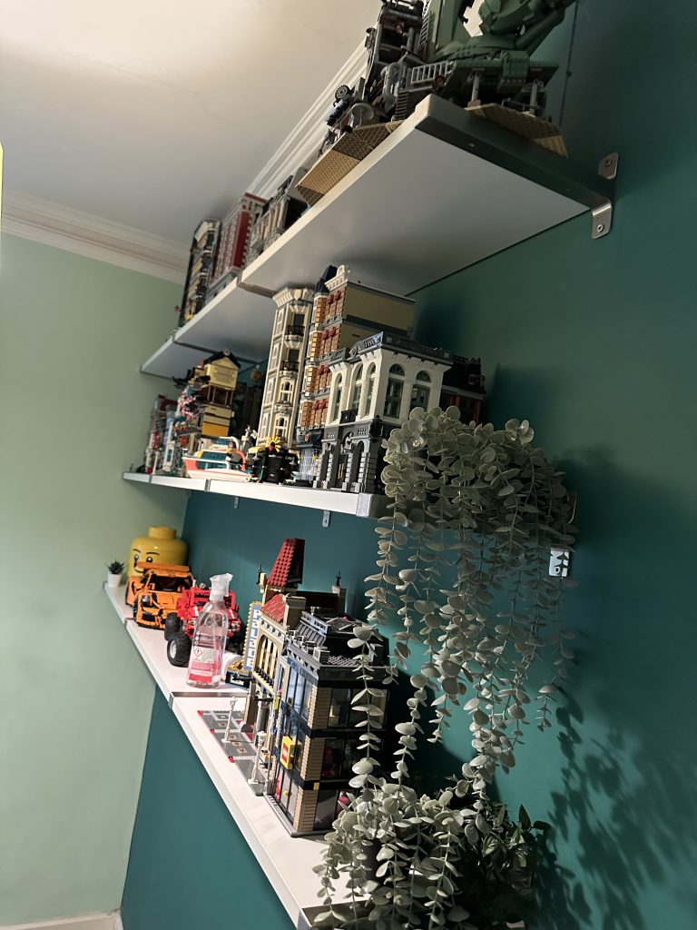 MonoTown Raising Funds for the Children of Lebanon